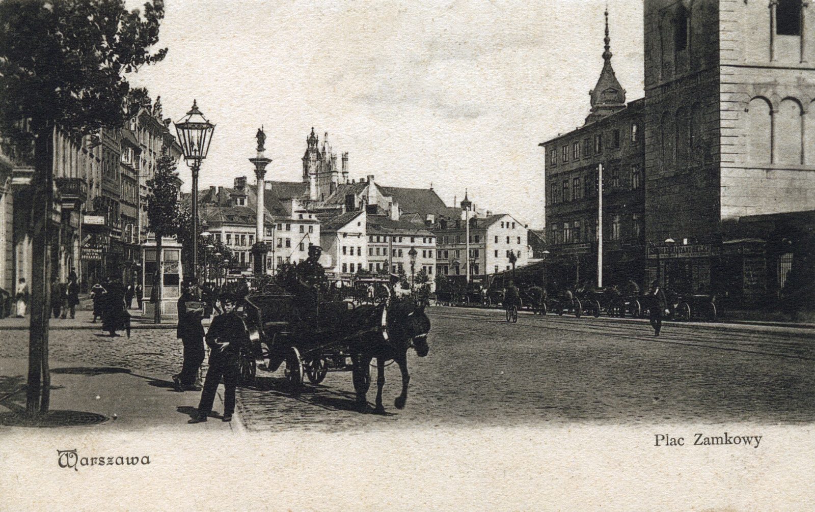 Plac od strony Krakowskiego Przedmieścia